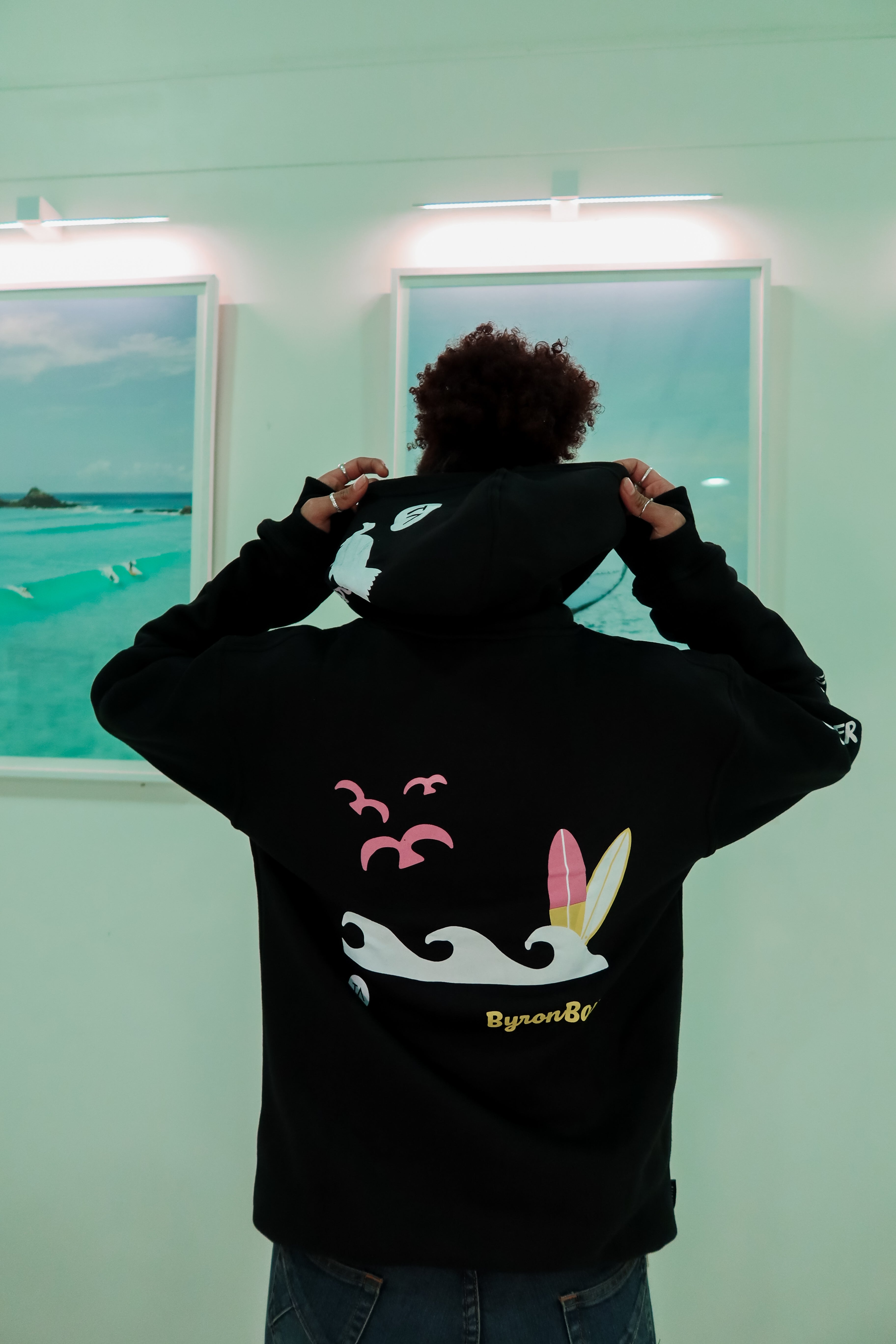 BYRON BAY ADULT BLACK HOODIE