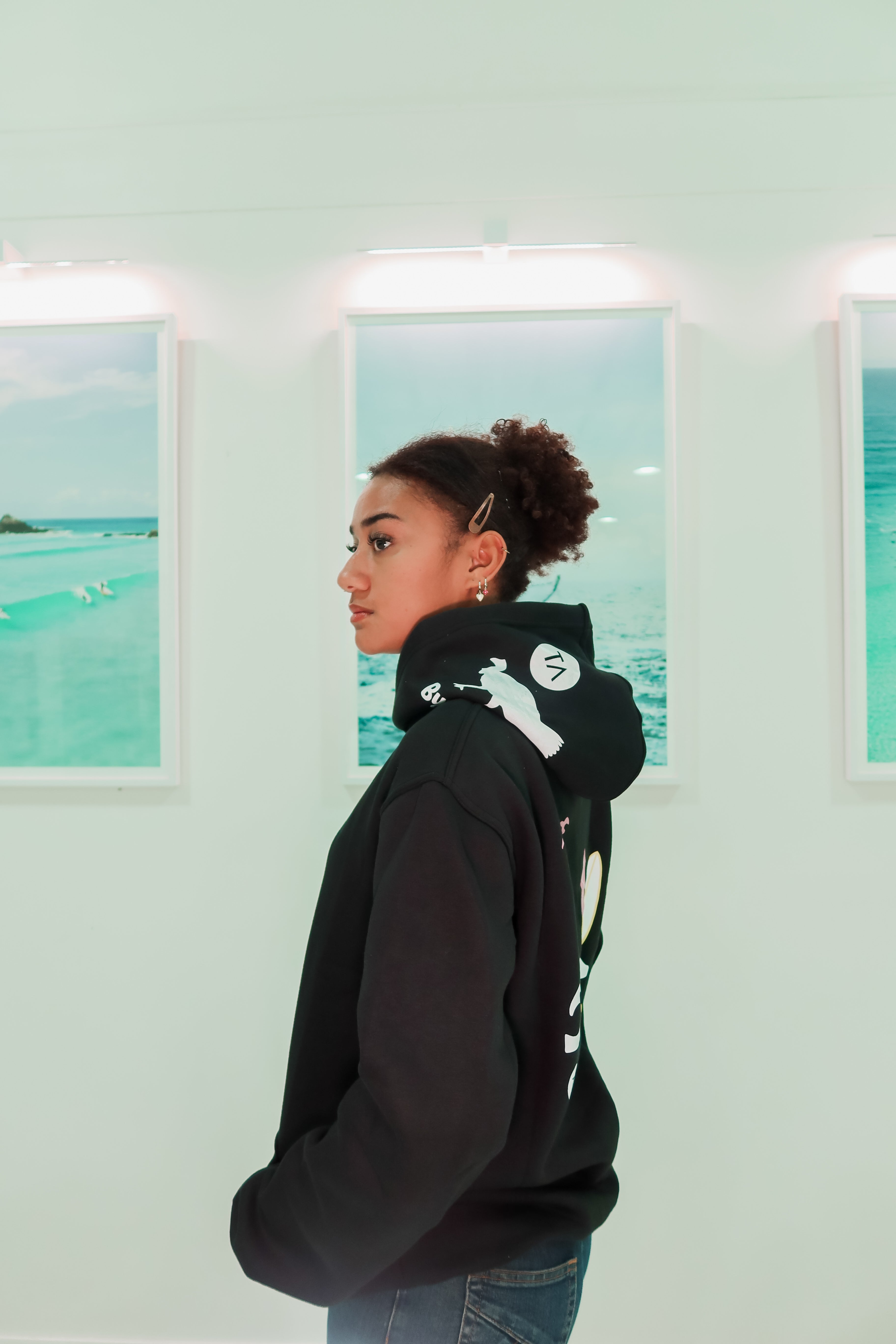 BYRON BAY ADULT BLACK HOODIE